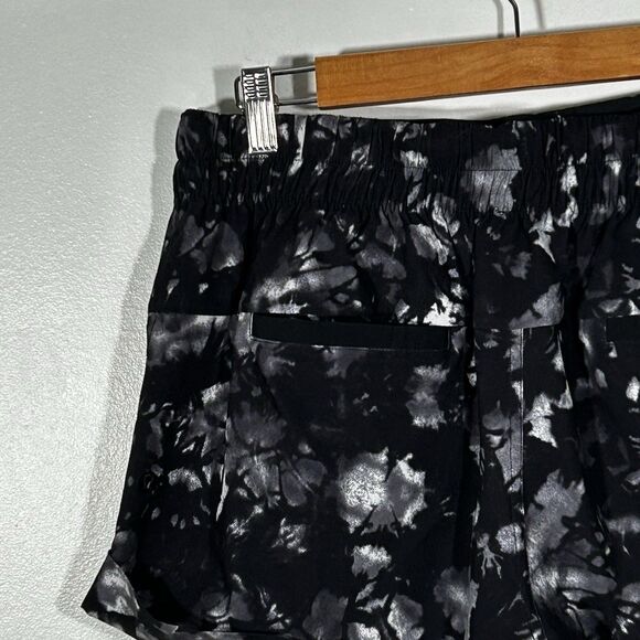 Lululemon Spring Break Away Shorts II Size 10 Dusk Dye White Black Pockets - Picture 6 of 8